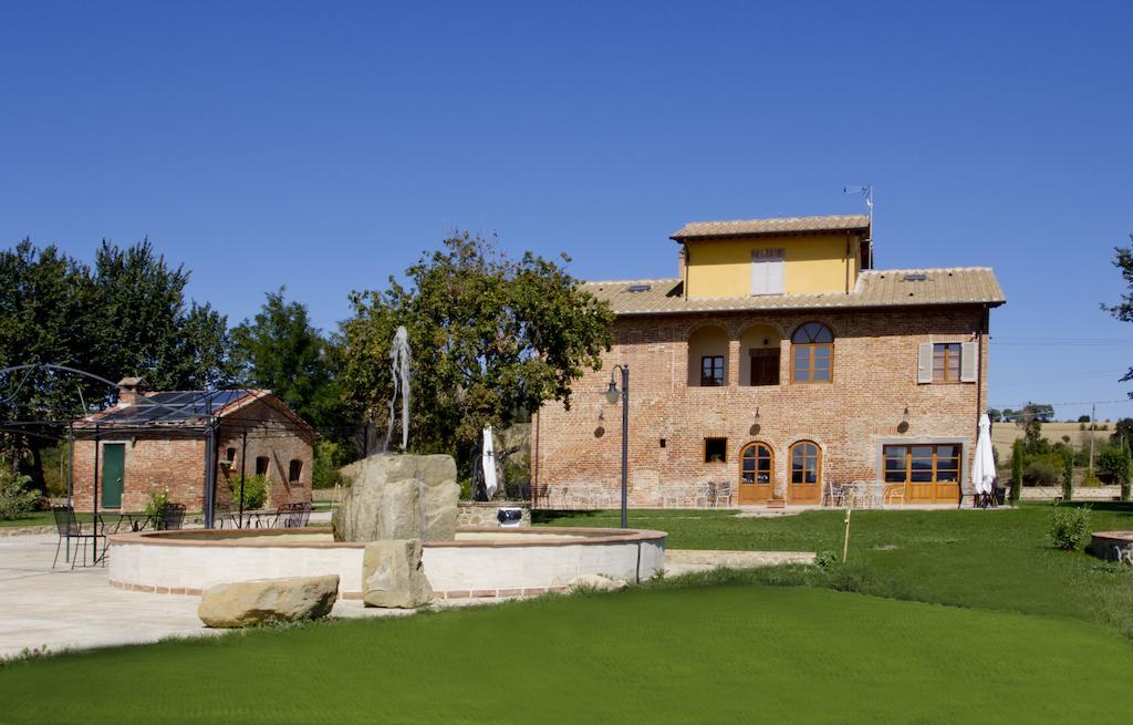 Relais La Leopolda Abbadia di Montepulciano Bagian luar foto