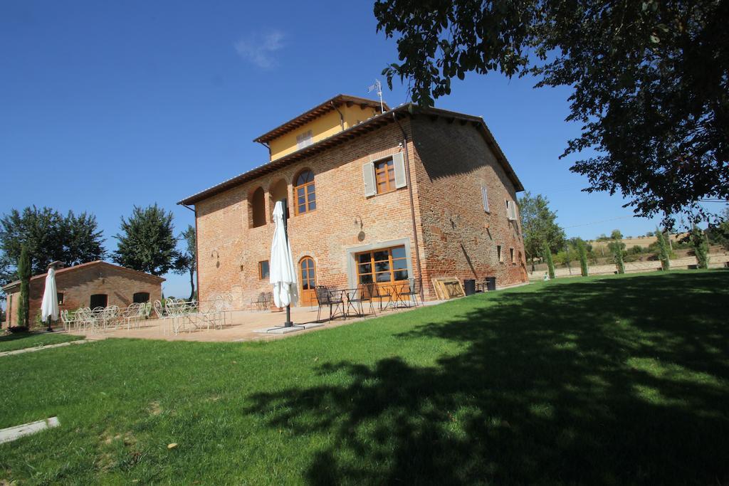 Relais La Leopolda Abbadia di Montepulciano Bagian luar foto