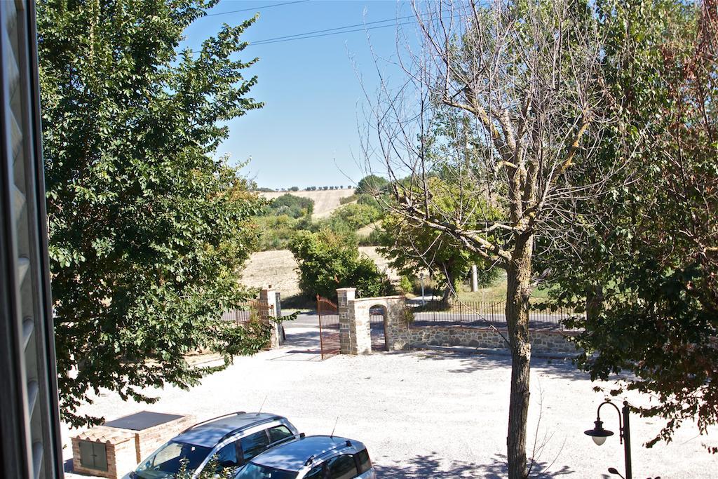 Relais La Leopolda Abbadia di Montepulciano Ruang foto